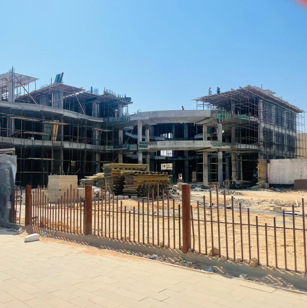 بوليفارد البخاري (MAGNA) 7